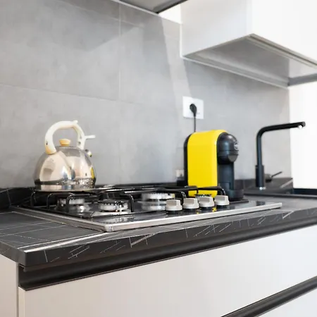 Sabrixhouse * Napoli