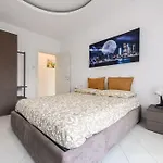 Sabrixhouse * Naples