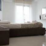 Sabrixhouse